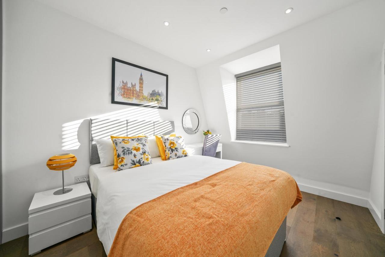 City Prime Apartments London Eksteriør bilde A bedroom at the hotel